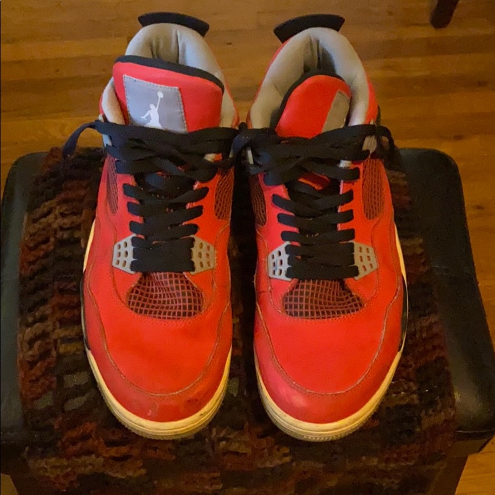 AIR JORDAN TORO 4s